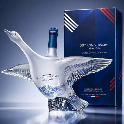 🔥LAST DAY 49% OFF🪿30th Anniversary 3D Sculpted Vodka Bottle